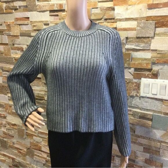 NAADAM Sweater  - Picture 1 of 10